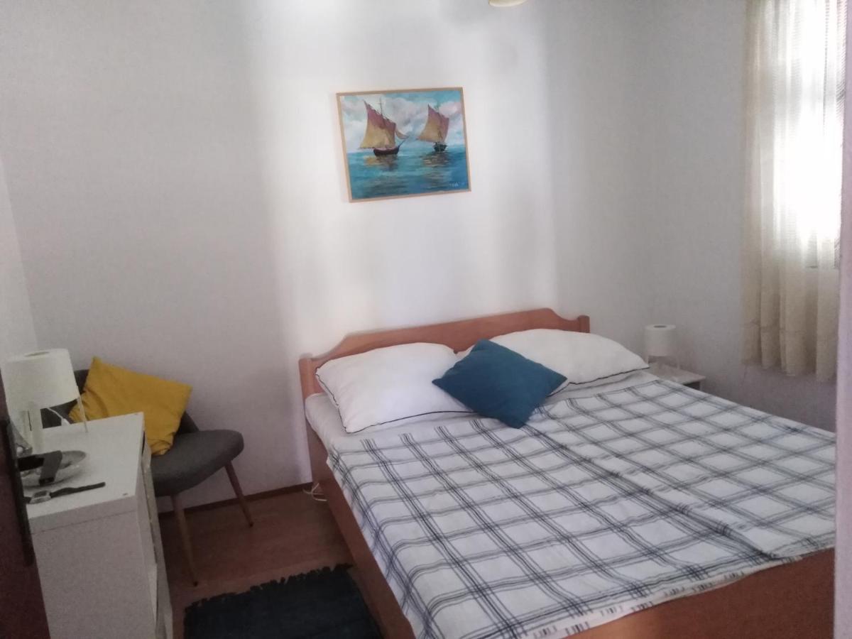 Apartments By The Sea Basina, Hvar - 542 Vrbanj Ngoại thất bức ảnh