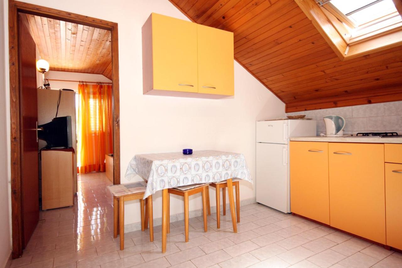 Apartments By The Sea Basina, Hvar - 542 Vrbanj Ngoại thất bức ảnh