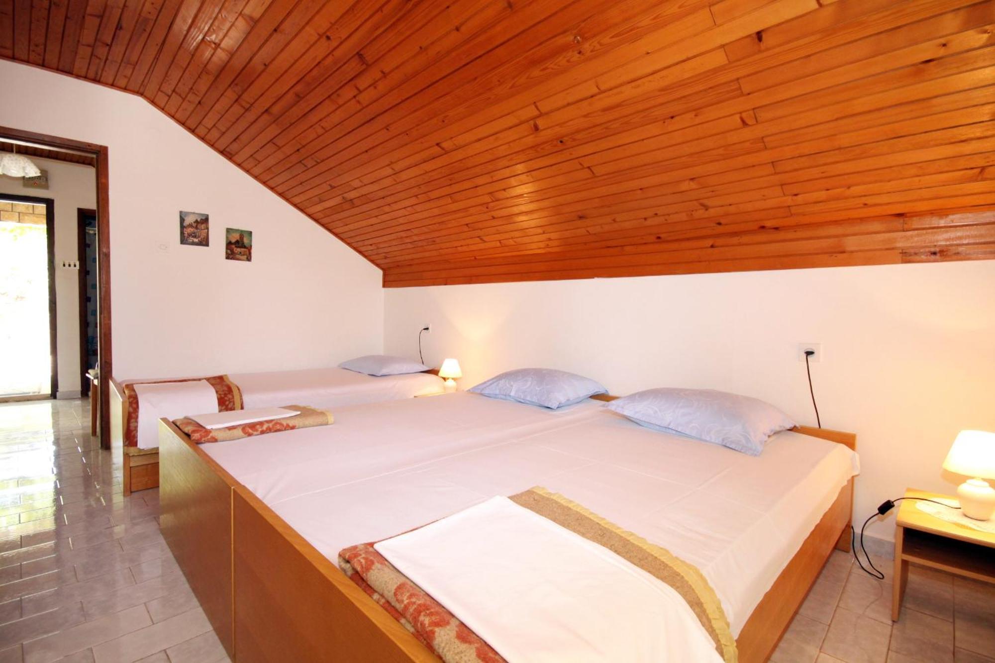 Apartments By The Sea Basina, Hvar - 542 Vrbanj Phòng bức ảnh